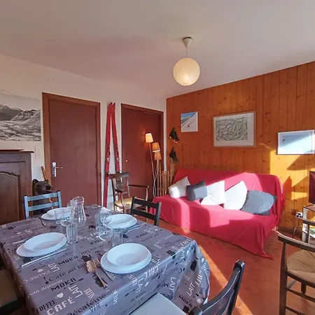 Appartement T2 Avec Balcon à - Fr-1-457-365